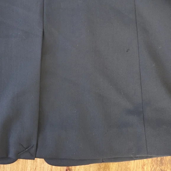 Everlane Black Blazer NWT ( flaw) - Picture 8 of 16